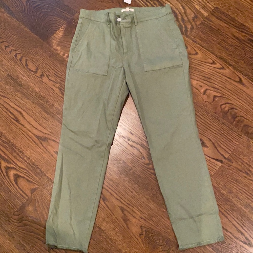 Loft  NWT  pants  army green   Some stretch